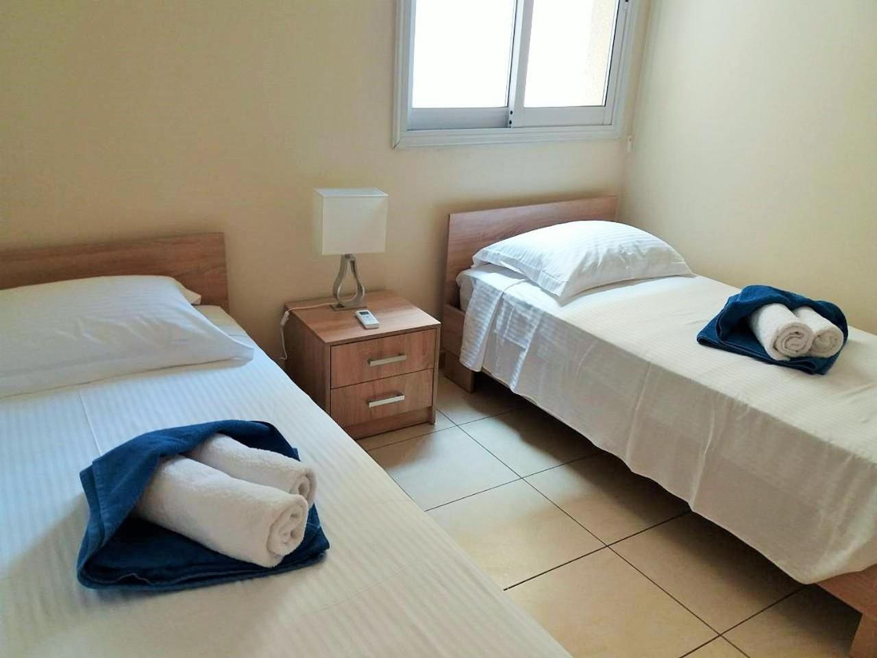 Apartment 301 Carisa Napa - Holiday Flats ลาร์นาคา ภายนอก รูปภาพ