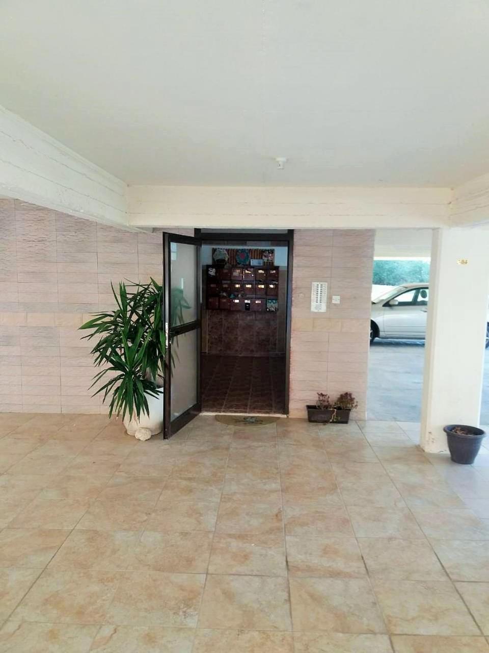Apartment 301 Carisa Napa - Holiday Flats ลาร์นาคา ภายนอก รูปภาพ